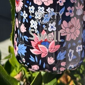 Swell Liberty Fabrics Floral Bottle Starbucks limited edition 2017